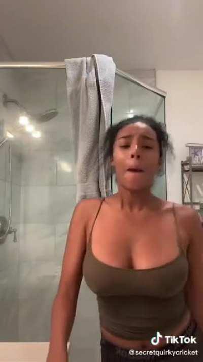 Perky ☺ [secretquirkycricket]