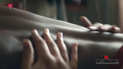 Tinashe Williamson & Amy Black Ndiaye (Verden Er Min - s01e05)