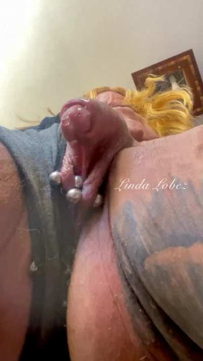 You like it when I wear my shorts without panties to go to the gym because you know that men will look at my big pussy 💦💦💦💦👄 🎞️ NEW VIDEO 🎞️