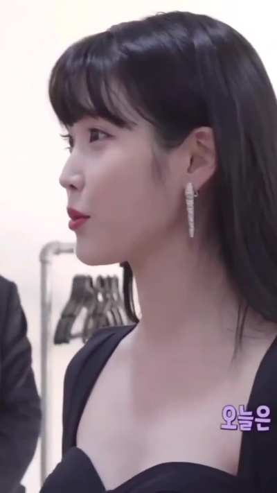 IU