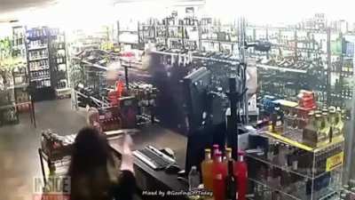 2 women take down robber