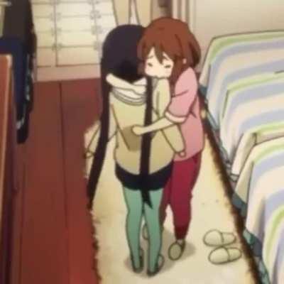 Azunyan hug!