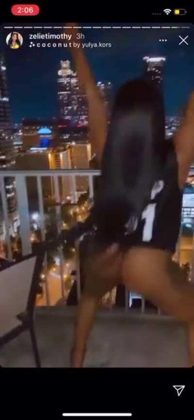 Zelie in rare form 🔥🥵🥴