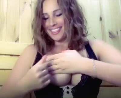 Uncontainable Reveal