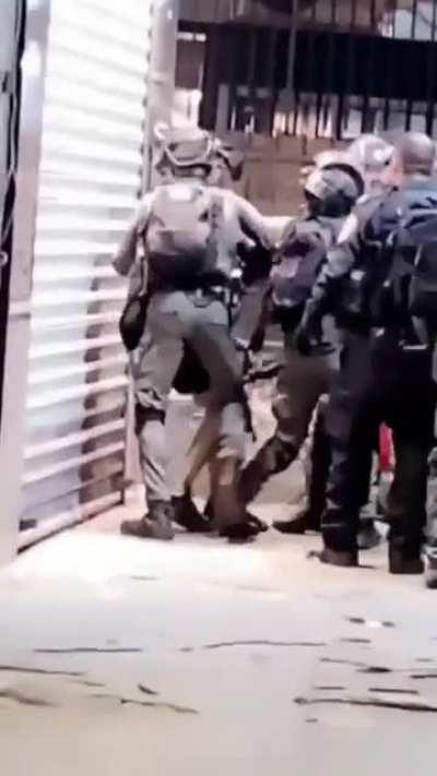 Looks easy beating unarmed outnumbered man on the street