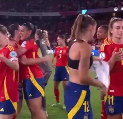 Patricia Guijarro and Sydney Schertenleib