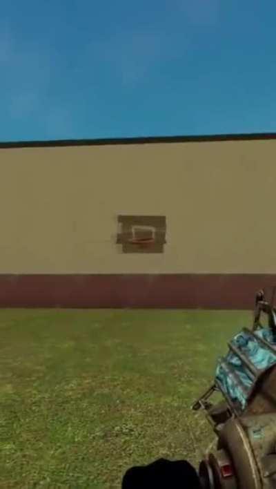 They still playing Gmod?