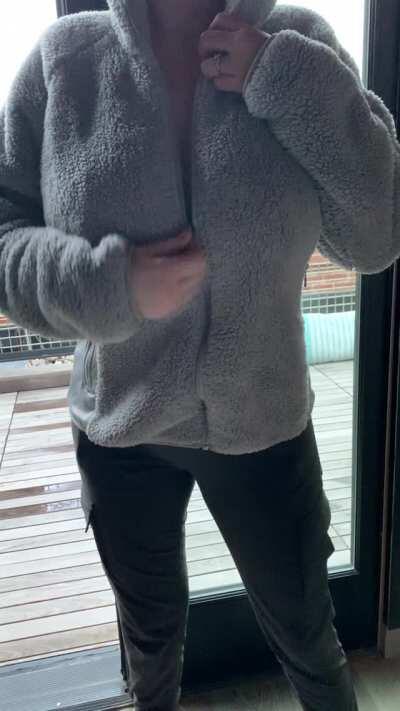 If only people knew that I’m not wearing a bra