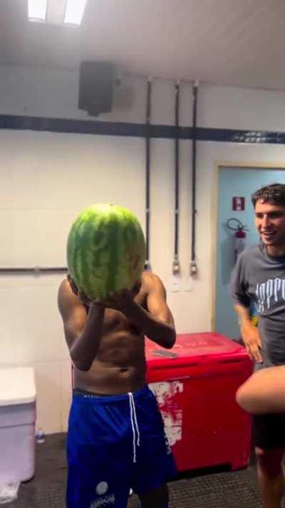 Tive pena do Amaral velho