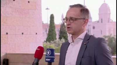 Ohne die SPD gutzuheißen, aber finde nur ich ihn heiß wenn er Kante zeigt?