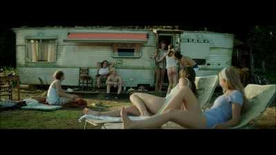 LAURA DROSOPOULOS - WIJ (2018)