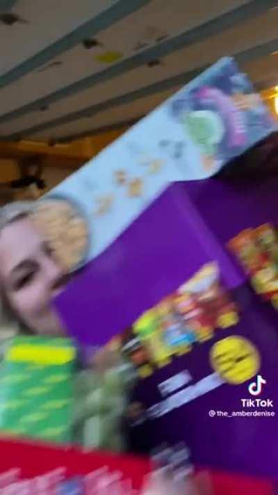 People didn’t like this one on don’t help just film said it belongs here