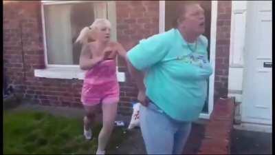 Amanda Thripp clapping back at Miss Trunchbull for throwing her over the fence by her hair