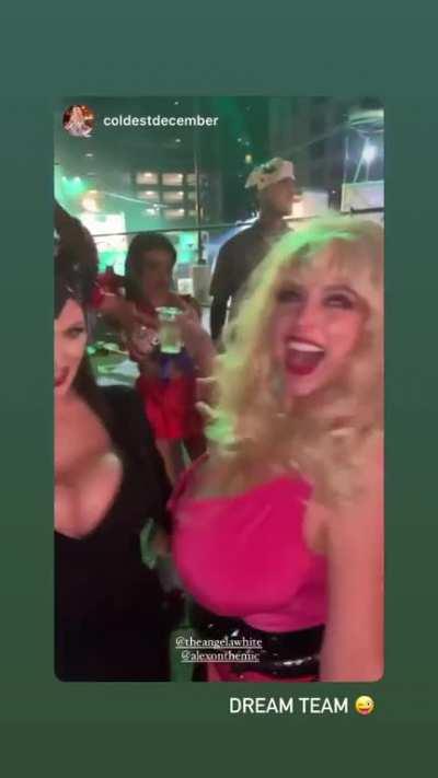 I'm so glad someone said it and tagged her too lol also, is it me or is Alex bustier than Angela? 🤨