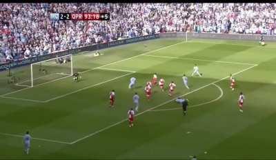 Balotelli aguerooo wait what