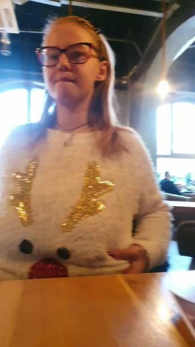 They gave the hot air too much in this restaurant.... heh