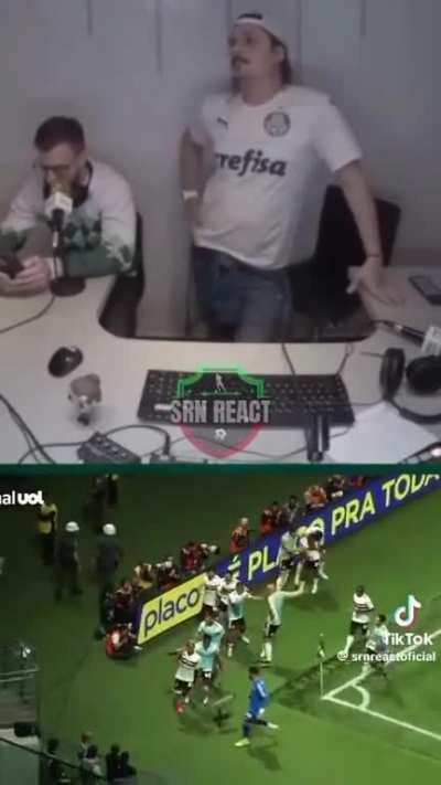 E o sistema contra ataca