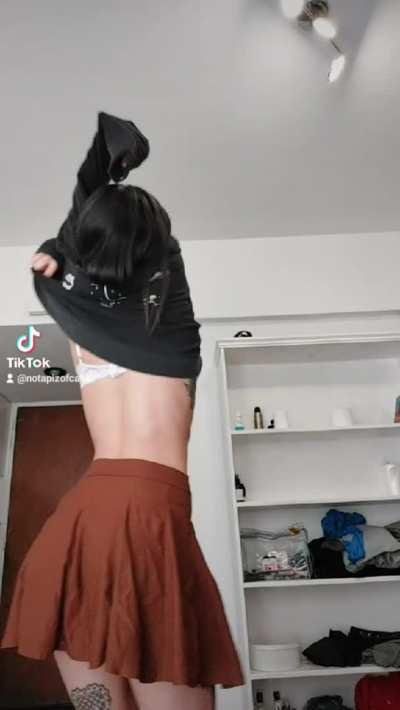 Do i look sexy at this tiktok?