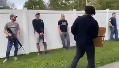 Como fazer com que as manifestações sejam feitas pacificamente.