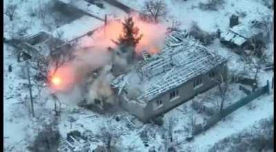 A Ukrainian BMP-2 with a crew of fighters of the 93rd OMBr fires from a 30-mm cannon at the building in which the occupiers were entrenched in Bakhmut