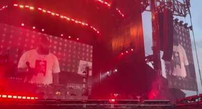 I thought carti was about to come out at uzis show tnð­ð¥