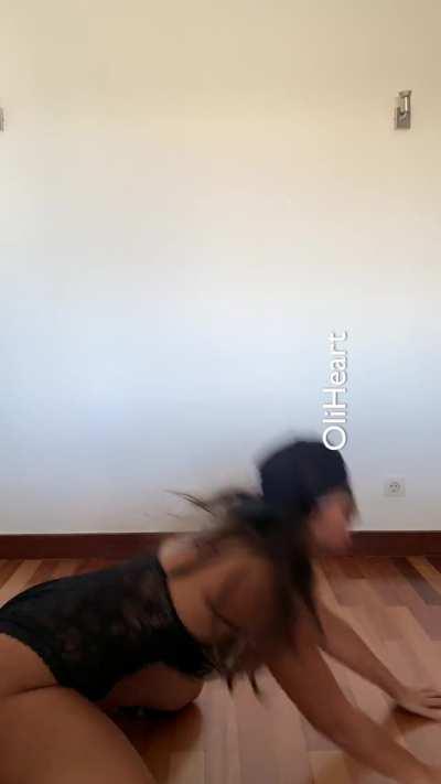 WAP fans?? Want to watch me do this fully naked?