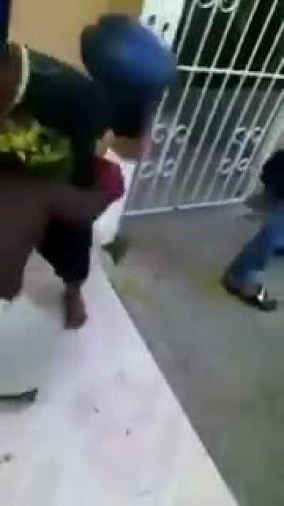 Anão vs criança x1 mais foda que existe