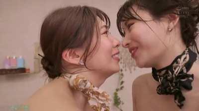 [CAWD-386] Mayuki Ito and Aika Yamagishi Threesome