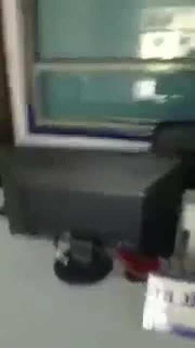 什么文明执法，怎么看都像是土匪执法