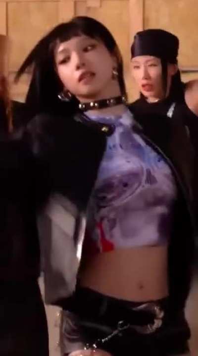 Need to impregnate this slut so that those udders are brimmimg with milk and that midriff has belly bump 🤤