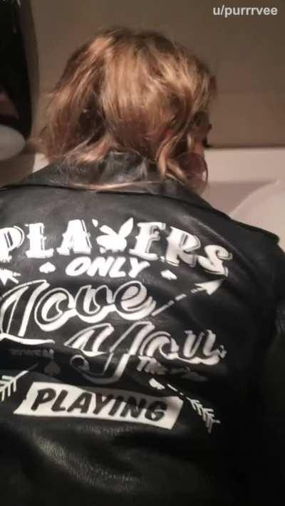 Sneaky fucking in a bar bathroom