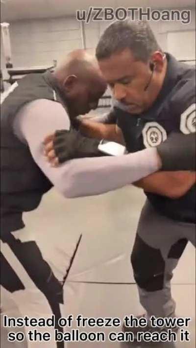 Survivability tips against CR players