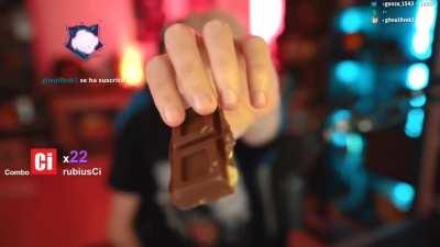 Acaso este este es tu héroe? 👿