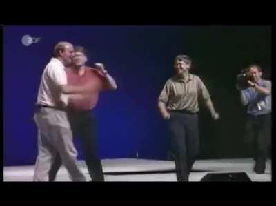 MRW I'm newly divorced and partying with my friends in Miami