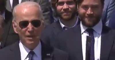 Victor Hedman cracks up at Joe Biden calling commissioner Gary Bettman “Gary Batman”