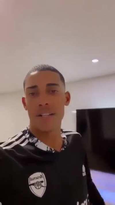 travaram o zap do poze