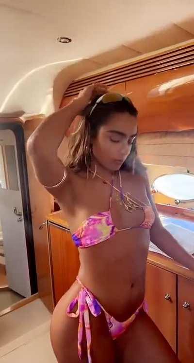 Sommer Ray 🤤🍑💦