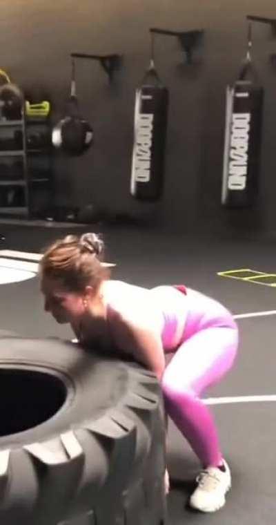 Emma kenney making me jealous of a tire.