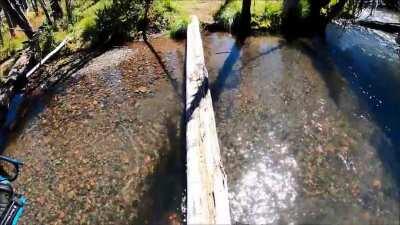 A few minutes of footage from a solo trip in Oregon this summer - no music or commentary