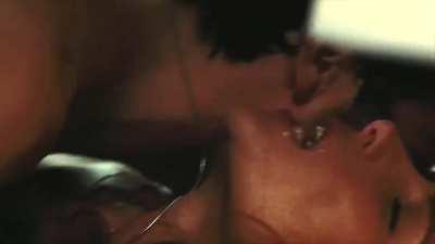 Elsa pataky groped by ass