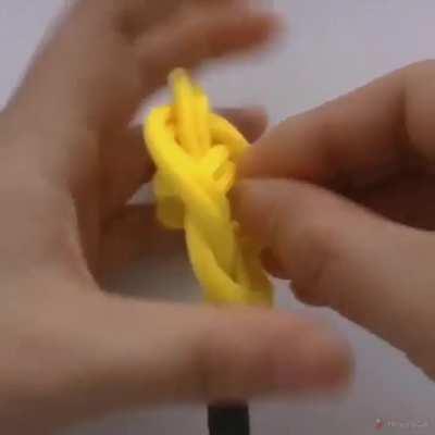 This Fray Knot
