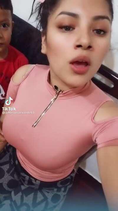 El niño kajajajajjaja