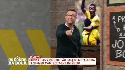 Craque Neto chamando Sikeira Jr pra porrada kkkkkkkkkk