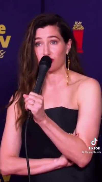 Elizabeth and Katheryn in a compliment war