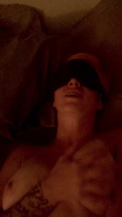 Hubby and his friend blindfolded me and made me cum over and over again (f38)