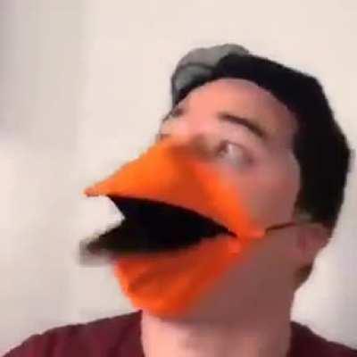 Seriously, this design undoubtedly limits the worries of mask slipping when speaking.