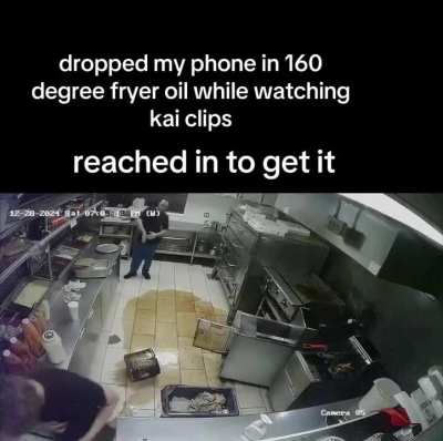 Bro dropped his phone in a fryer while watching Kai clips and got 2nd degree burns😭😭 (upvote so Kai can see)