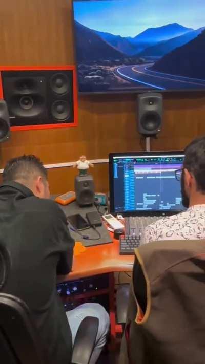 Shreya Ghoshal singing ‘Kashmir’ song from Animal. It’s an Acapella