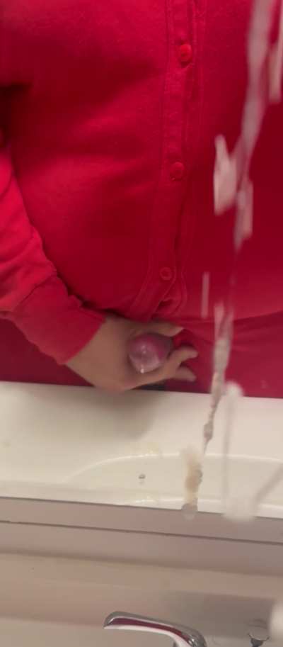 Quite the fountain on this one💦