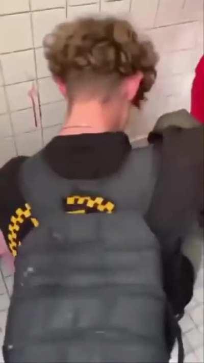 why fool sitting there not doing anything bout it 😭😭😭😭😭